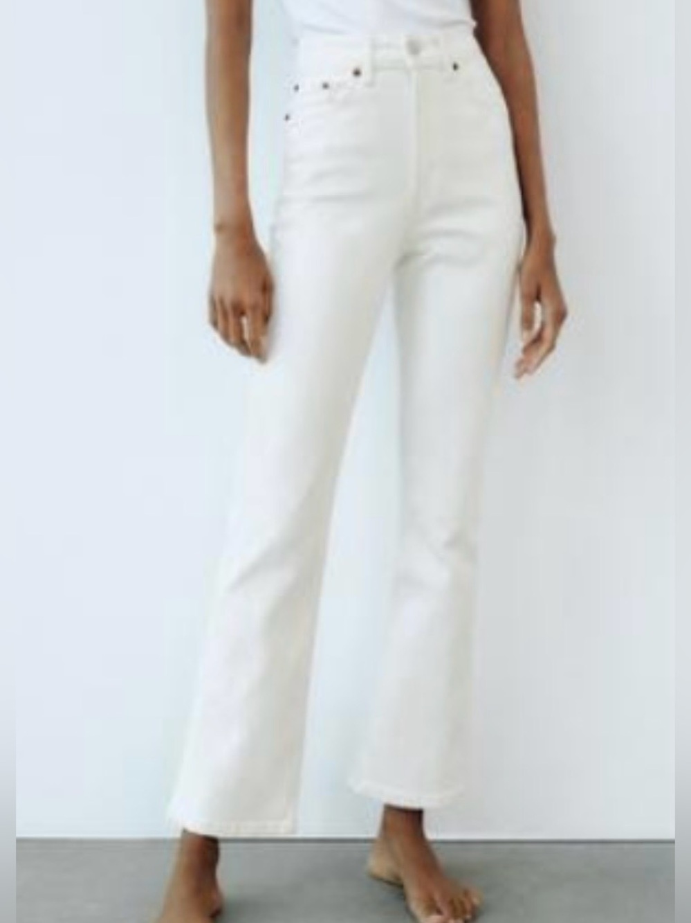 Zara TRF High Rise Stove Pipe Jeans Oyster White Size 8 (29)